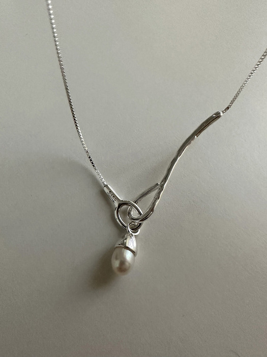 [925silver] Bud pearl necklace