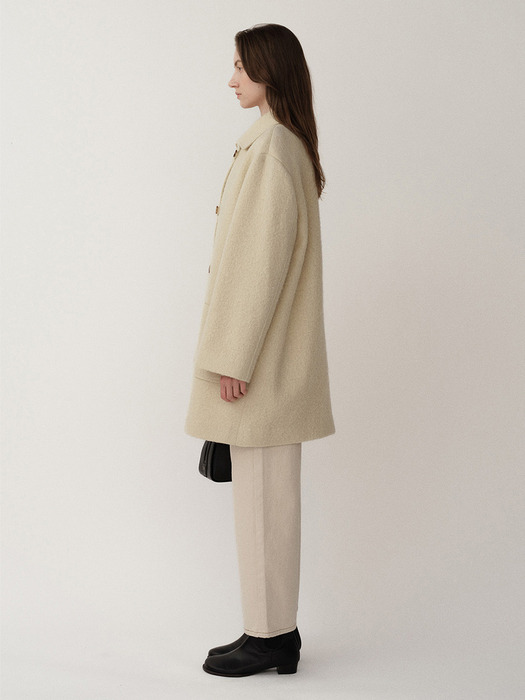 Alpaca Jeanne Half Coat Bone