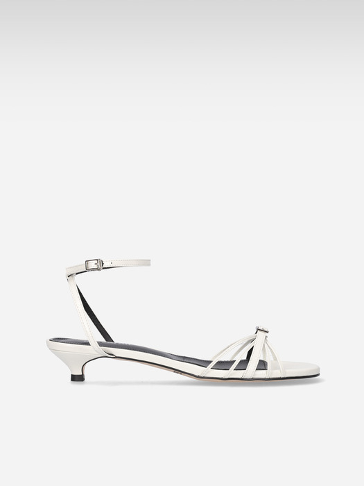CARRIE STRAP SANDALS (3 colors)