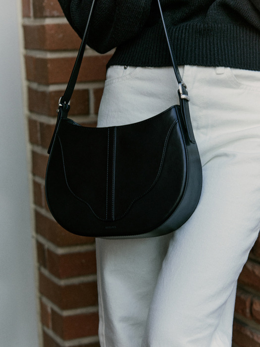 [단독] Carve hobo bag / Black-Silver