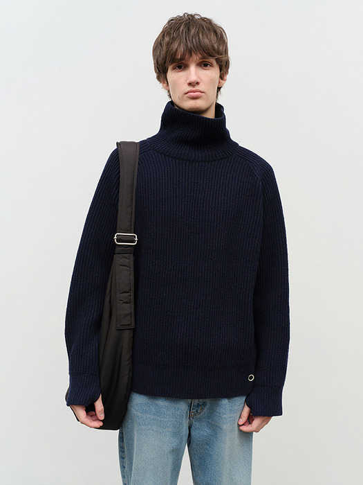 UNISEX BUTTONED TURTLENECK SWEATER NAVY_M_UDSW4D132N2