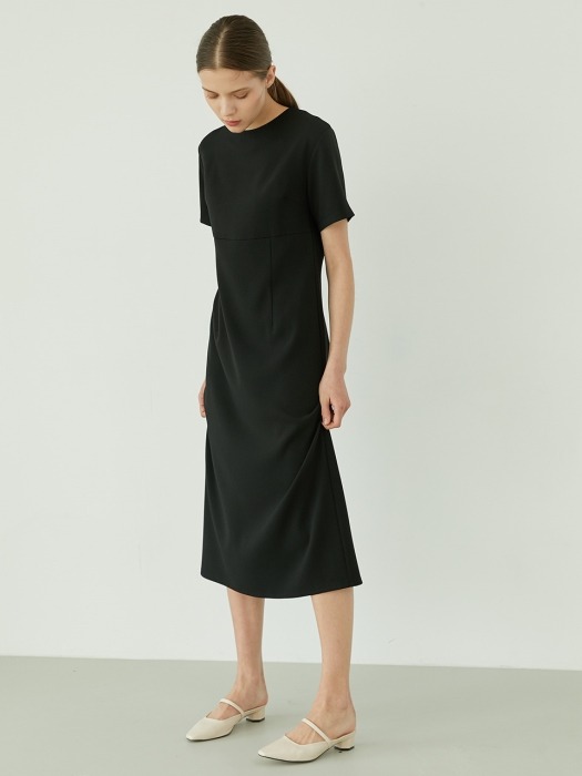 simple dress-black