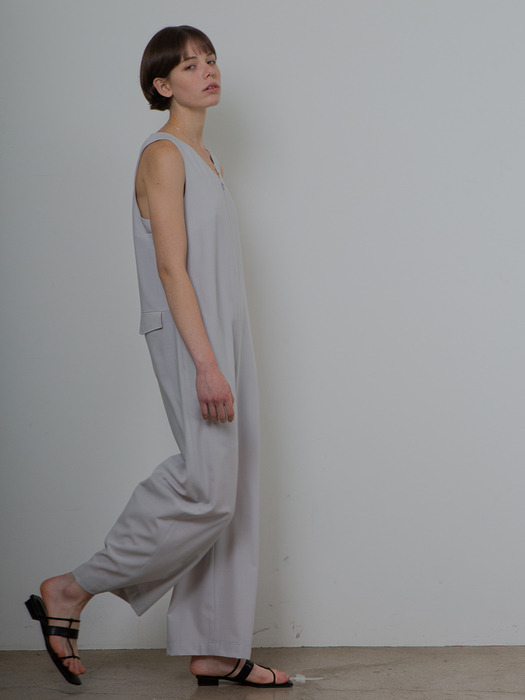 MINIMAL JUMPSUIT_LIGHT GREY