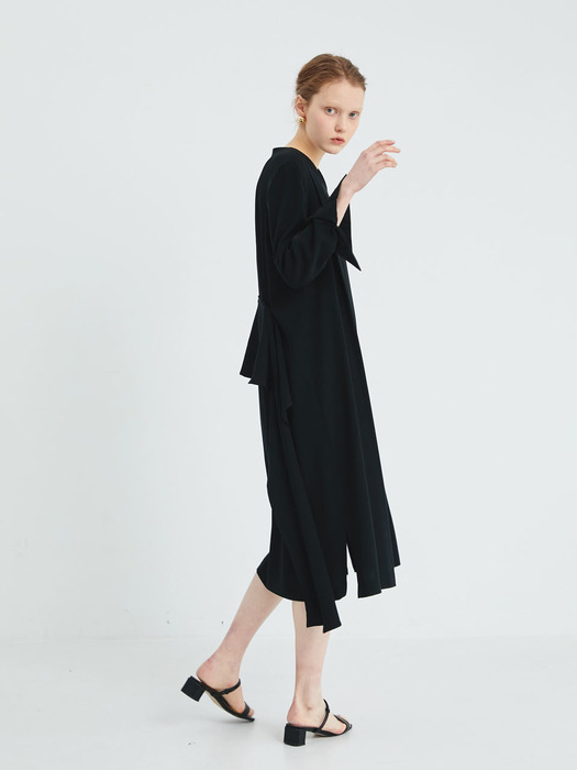 20 SPRING_Black Long Slit Dress