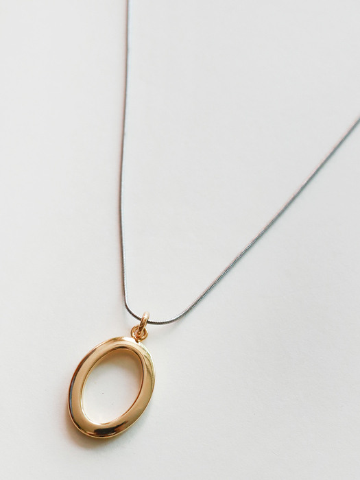 Oval Circle Necklace