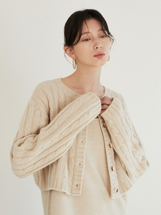 [SET] cashmere cable knit cardigan + sleeveless knit onepiece (light beige)