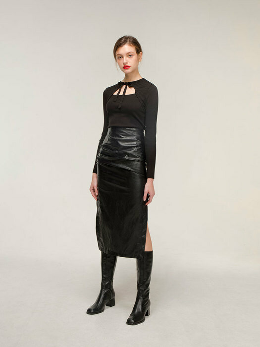 Drape leather skirt (black)