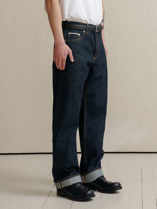 DEN0961 deep-indigo selvedge[wide fit]