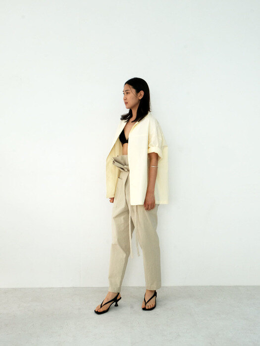 Backless shirts light yellow 