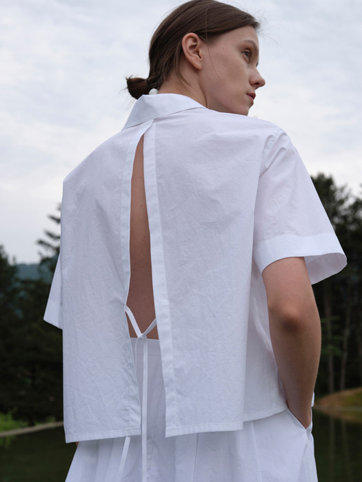 back slit shirt (white)