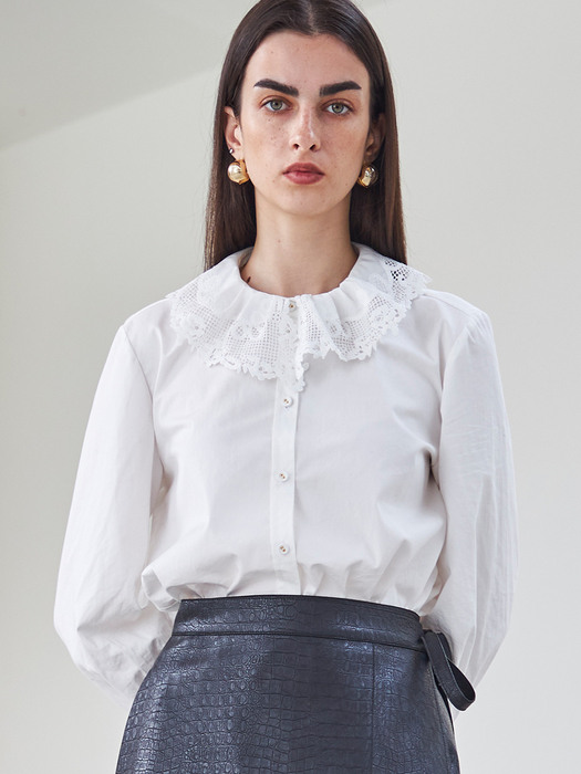 BIG COLLAR LACED BLOUSE_WHITE