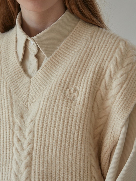 CALBE KNIT VEST_CREAM