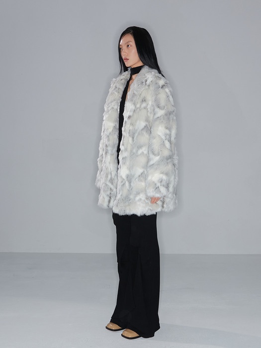 FAKE FUR HALF COAT [UNISEX/CREAM]