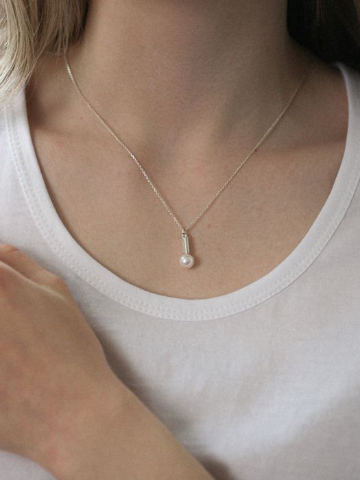 Tiny Valentine Pearl Necklace