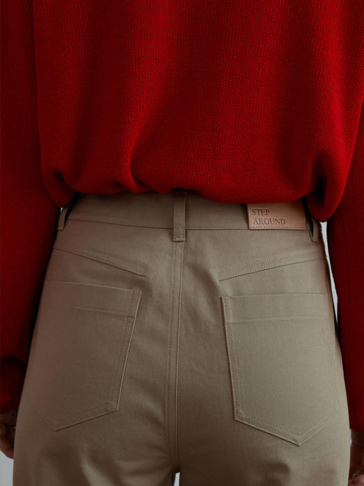 Front line detail straight cotton pant [BEIGE]