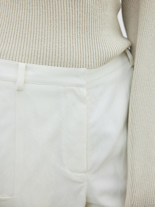 Straight fit pocket pants / Ivory