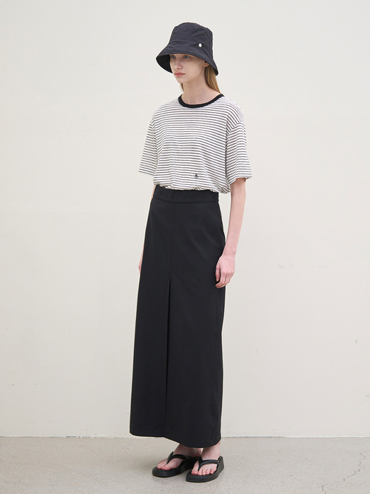 H-line Maxi Skirt (Black)