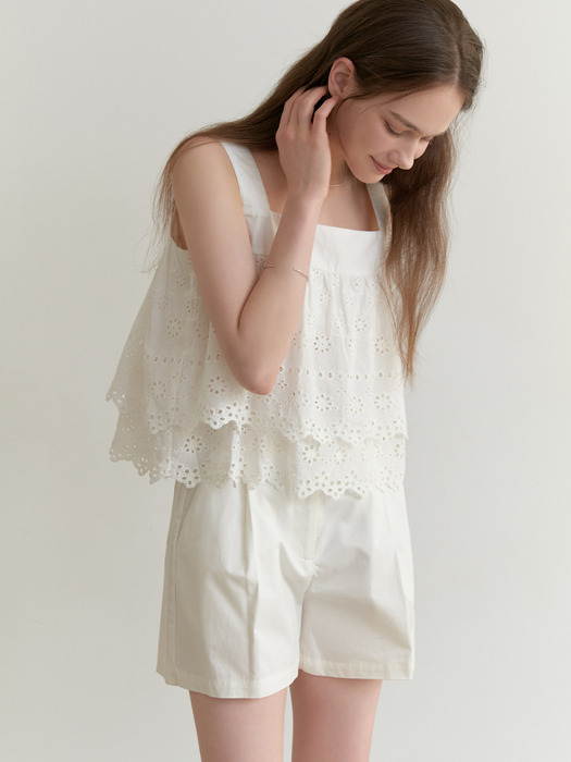 Trimming lace blouse (white)