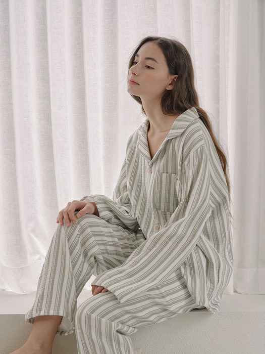 Stripe Pattern Basic Pajama Set (green)