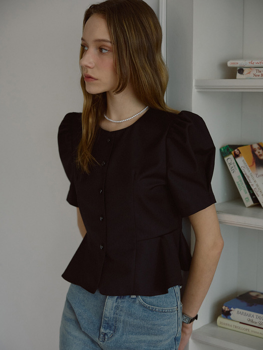 Puff Sleeve Blouse [Black]