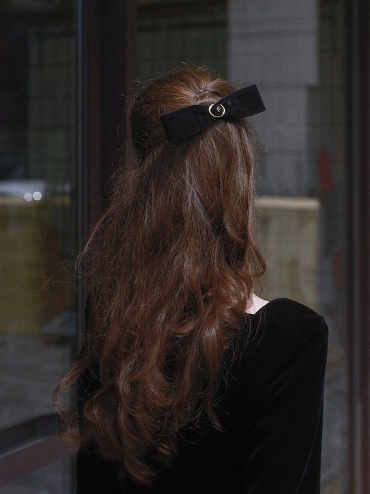 Velvet Diana Hair Ribbon