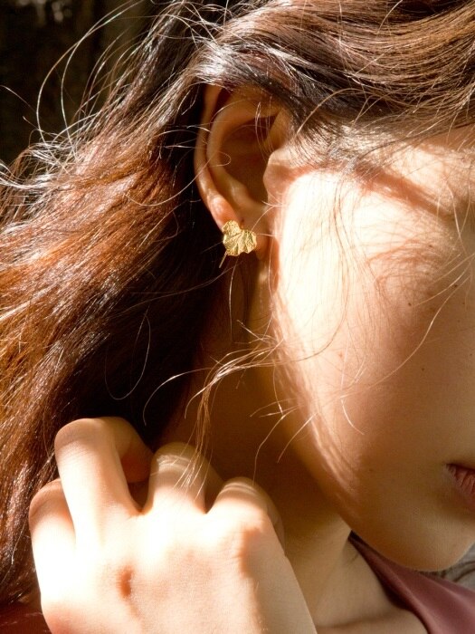 mini gold leaf earrings