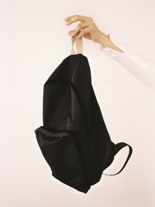 easy backpack - black color