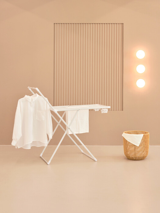 White Space Drying Rack