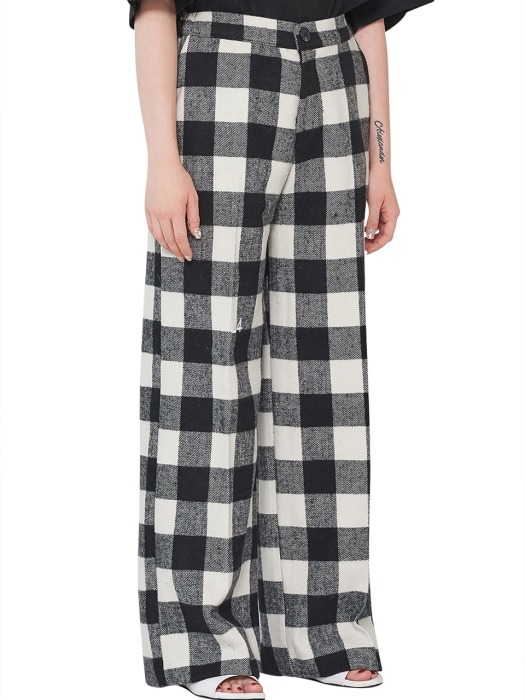 Gingham check trousers