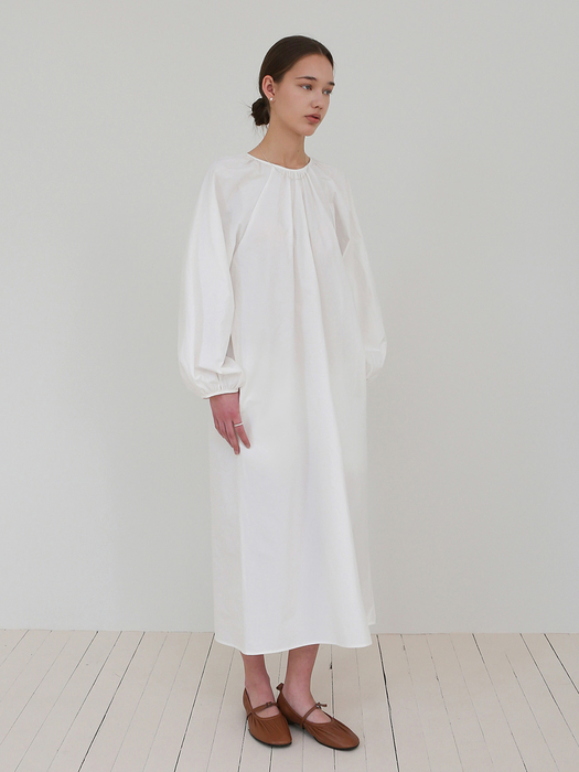 SHIRRING DRESS - WHITE