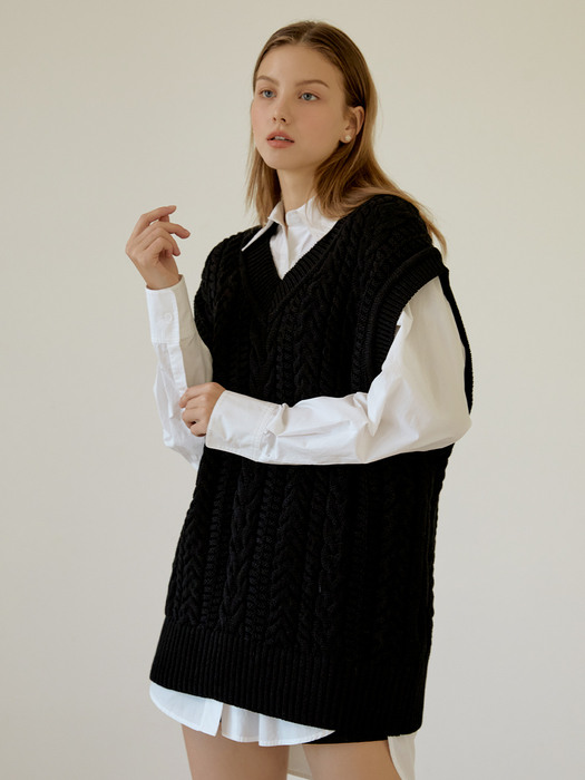 Laine Knit Vest (black)