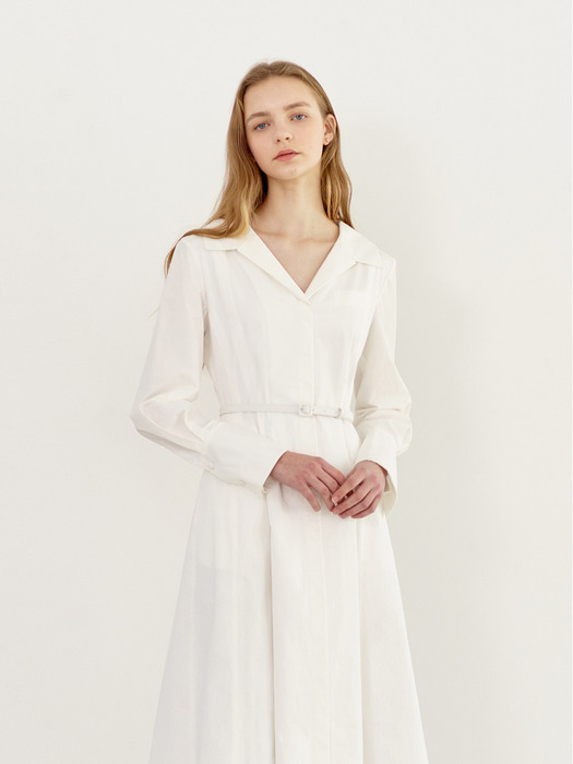 [미전시]IRIS Notched collar flared maxi dress (Off white)