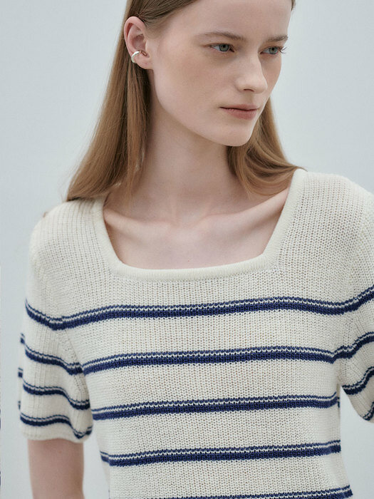 Sqaure Neck Striped Knit SK1MP223-03