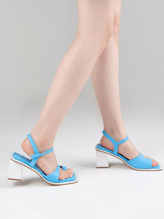 Q1SS-S204 / MOLLY Sandals [BL]