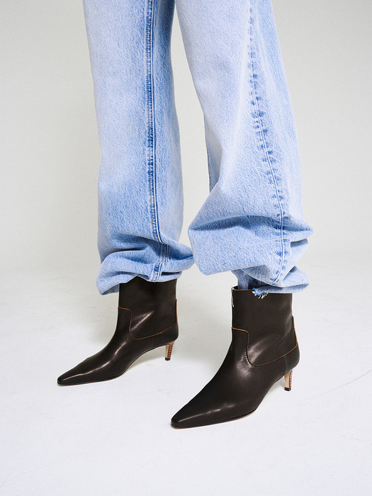 LUXE WESTERN ANKLE BOOTS