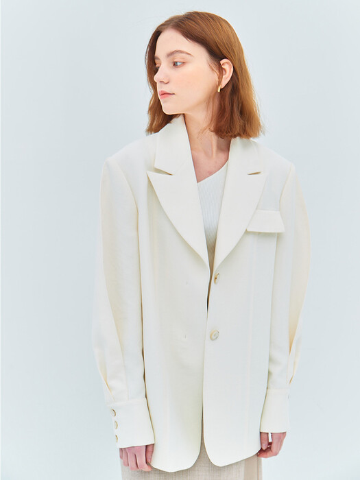 SINGLE SLEEVE VOLUME JACKET(sand ivory)