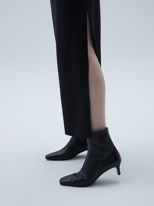 Square-toe Middle Heel Boots [LMF206]