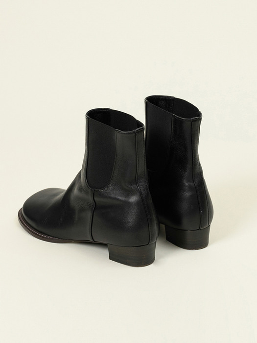 Balloon Ankle Boots Black