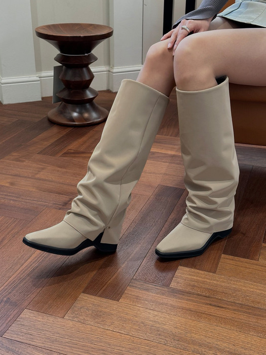 Hill Leg Warmer Long Boots beige