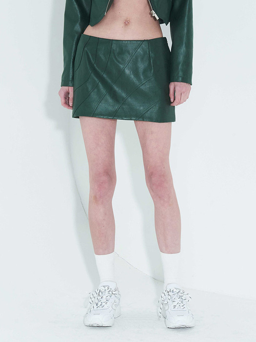 Faux-Leather Low Rise Mini Skirt _ Green