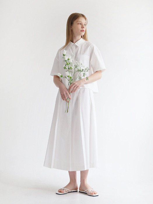 Minimal Long Pleated Skirt White