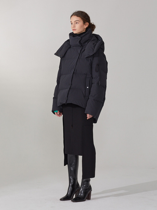 [리퍼브]LE MUSEE_BAZEL Reversible Goose Down Puffer Jumper_Matt Black