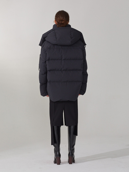 [리퍼브]LE MUSEE_BAZEL Reversible Goose Down Puffer Jumper_Matt Black