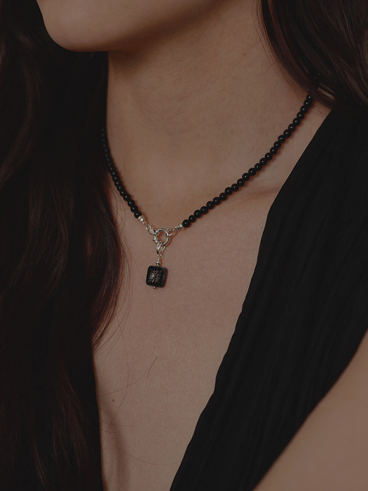 Classic Onyx Necklace