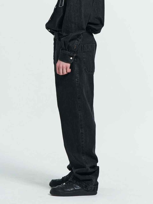 MPa CALF LOGO DENIM PANTS (BLACK)