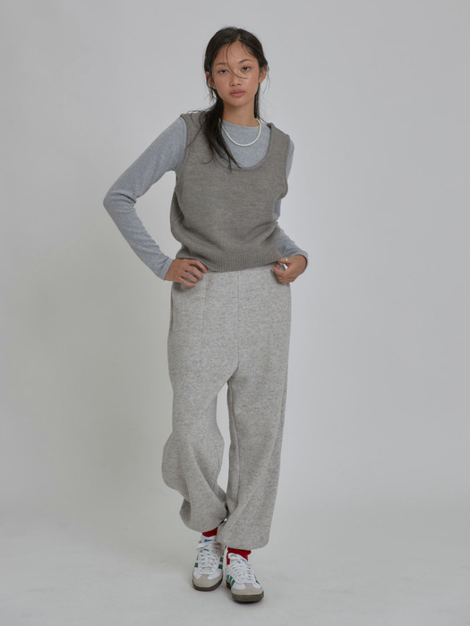 Warm Layer Knit Jogger Pants Gray