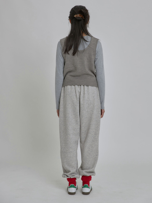 Warm Layer Knit Jogger Pants Gray