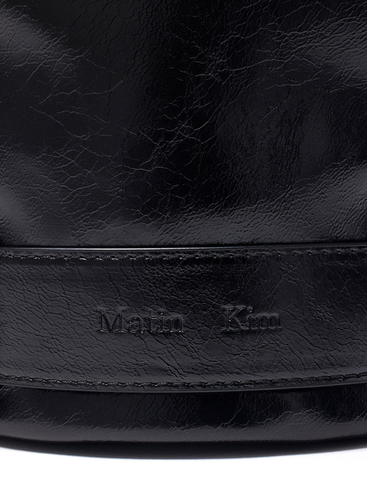 BELTED MINI BUCKET BAG IN BLACK – ETA SEOUL
