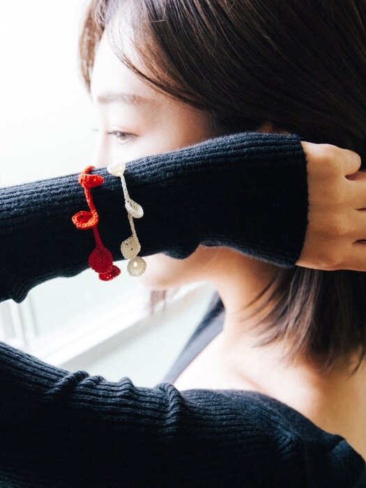 Natural Flow Knit Bracelet (Red)