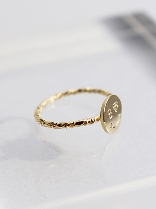 Simple smile coin gold Ring